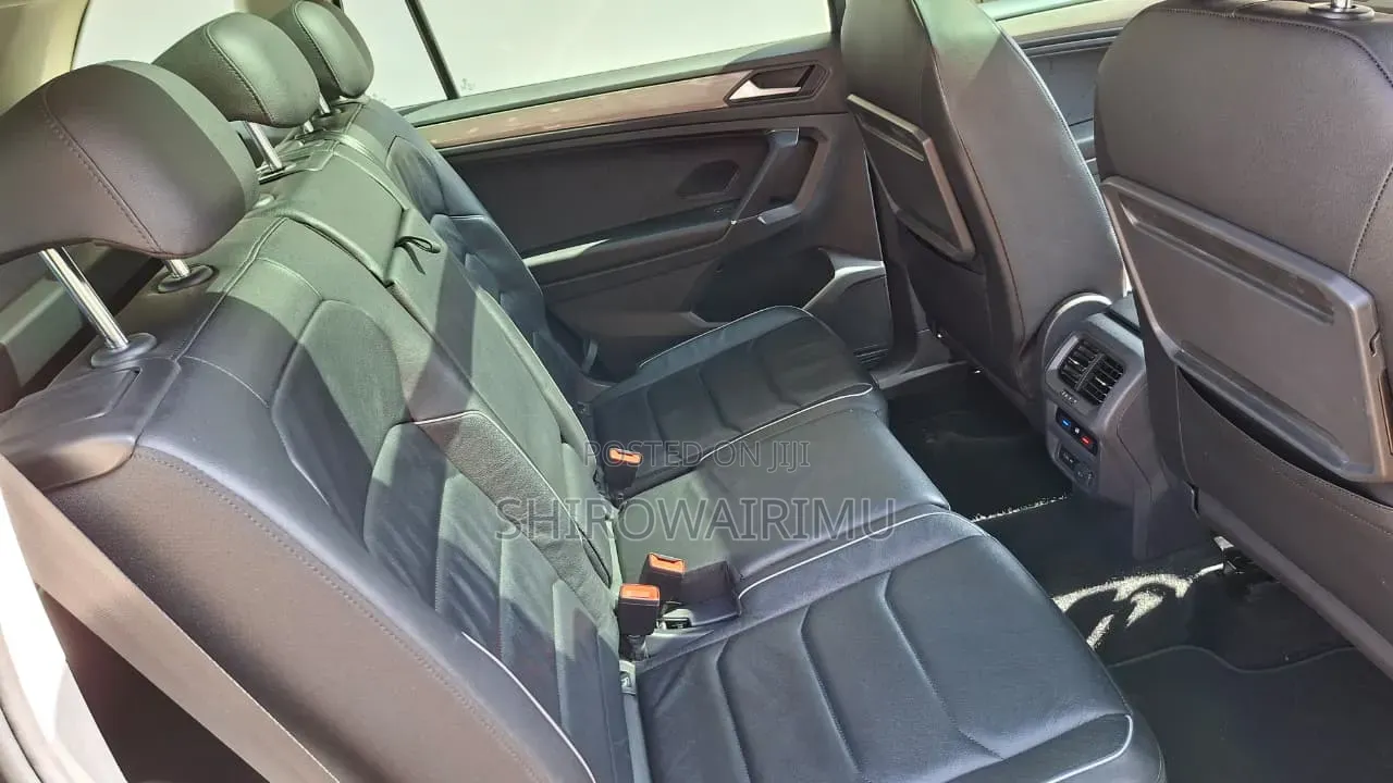 Volkswagen Tiguan 2019 Gray