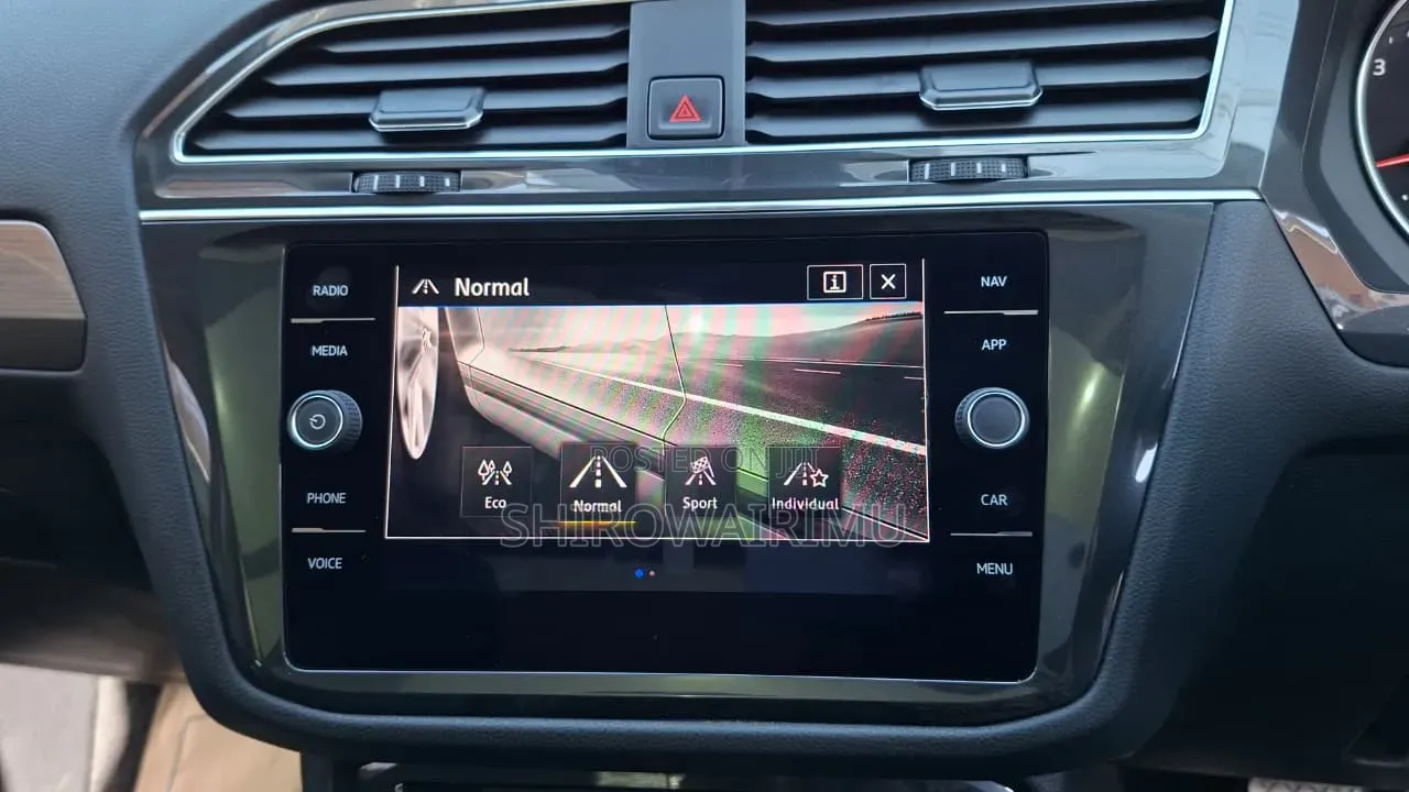 Volkswagen Tiguan 2019 Gray