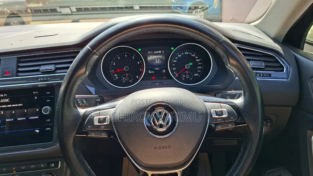 Volkswagen Tiguan 2019 Gray