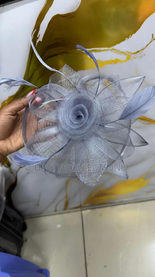 Gray  Big Elegant Ladies Fascinators /Head Piece