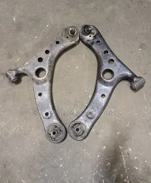 Control Arm Toyota Noah