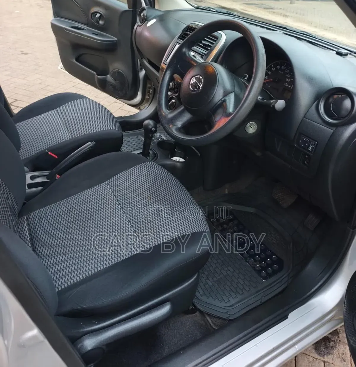 Nissan March 2013 Silver