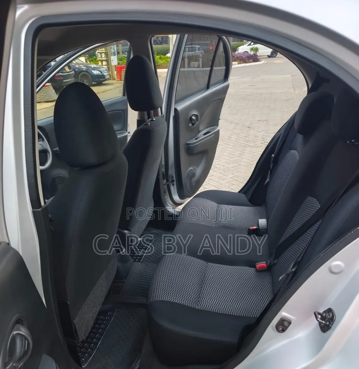 Nissan March 2013 Silver