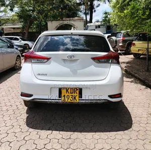 Toyota Auris 2017 Off white