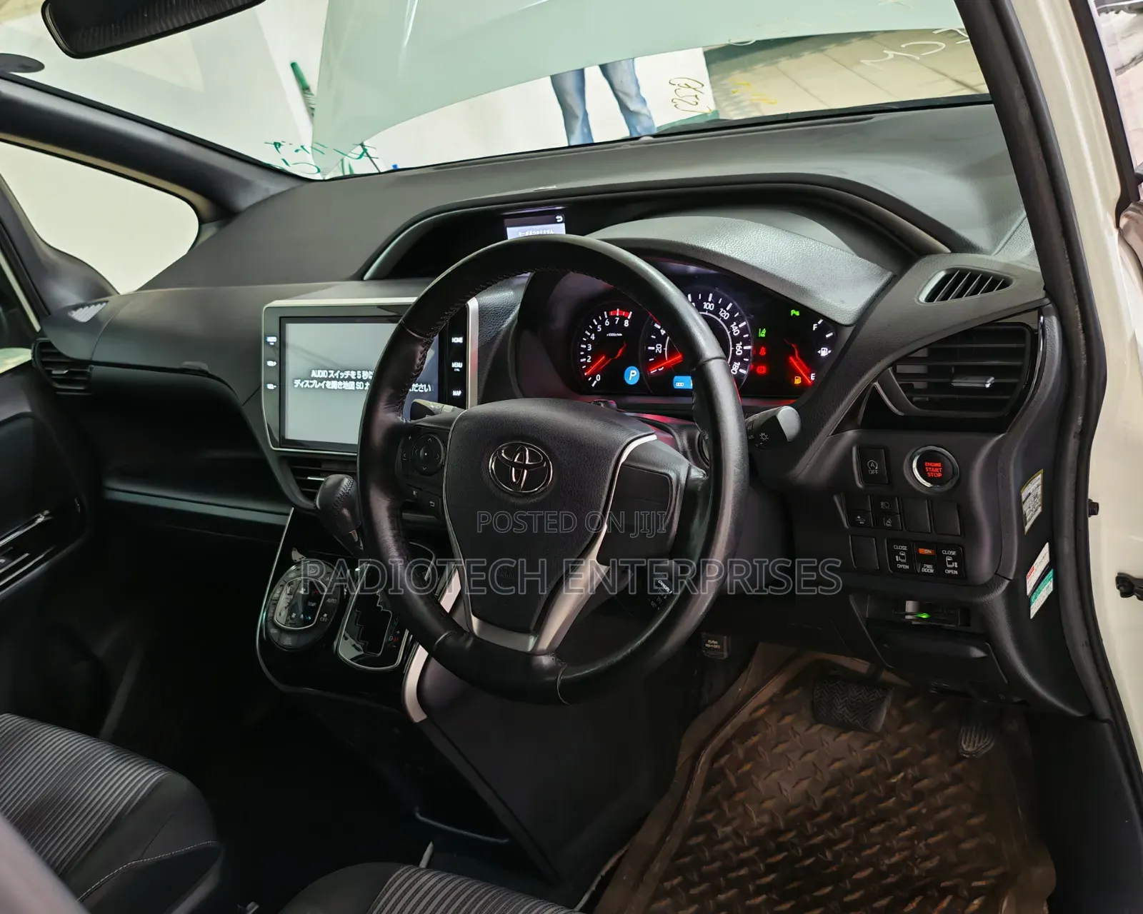 Toyota Voxy 2019 White