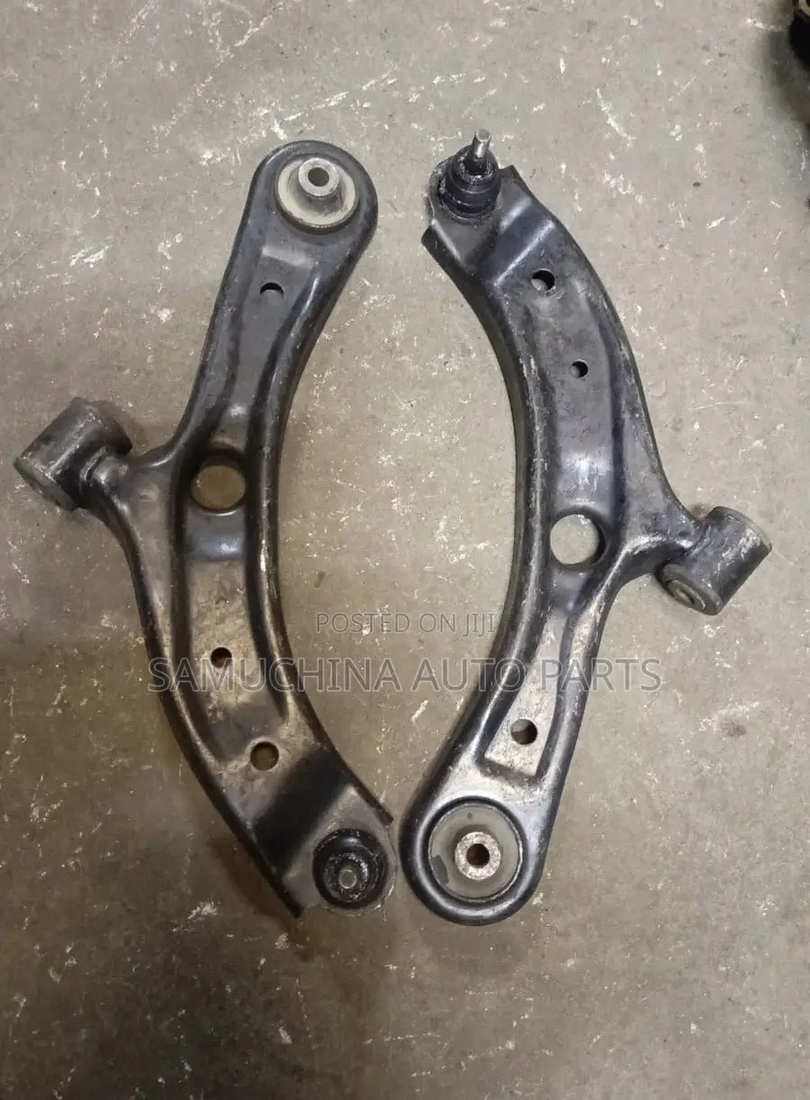 Control Arm Suzuki Solio