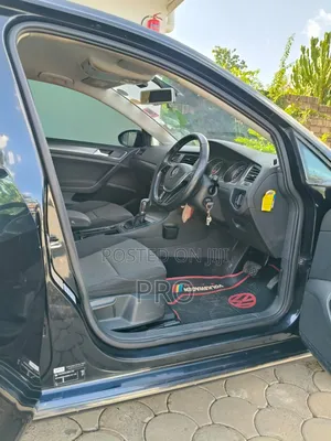 Volkswagen Golf 2016 Black
