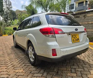 Subaru Outback 2014 White