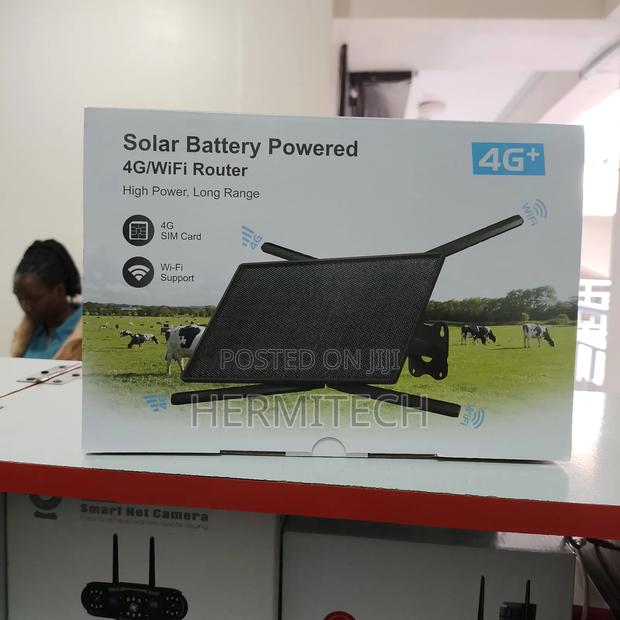 Rechargeable Battery Solar Wifi Router 300m Distance Coverage