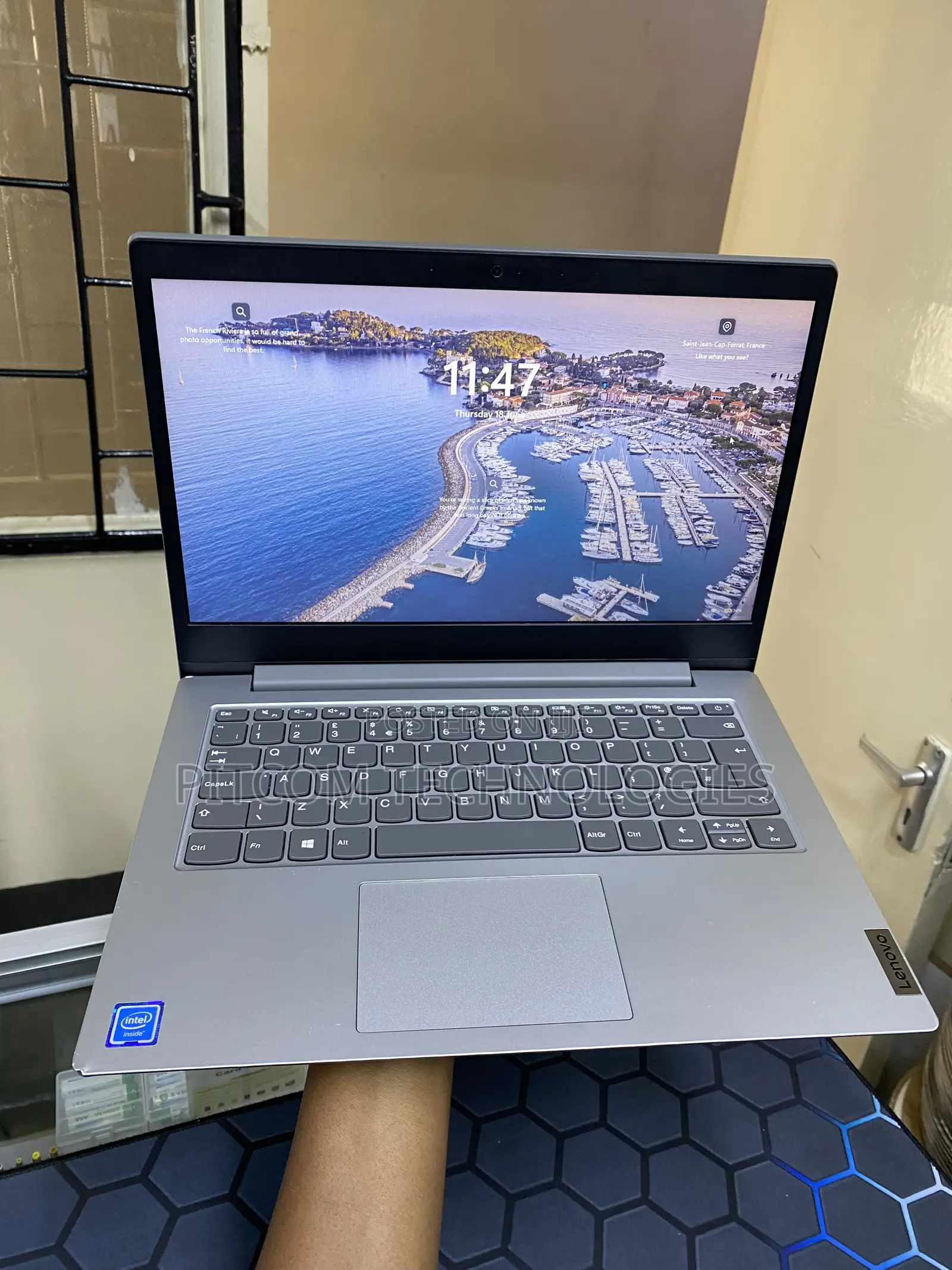 Laptop Lenovo IdeaPad 1 4GB Intel Celeron eMMC 60GB