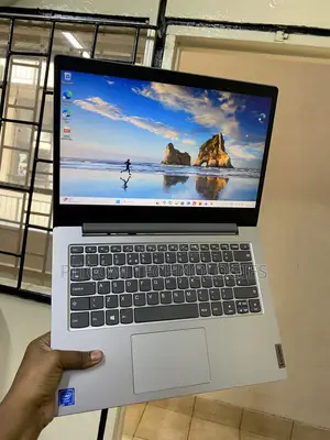 Laptop Lenovo IdeaPad 1 4GB Intel Celeron eMMC 60GB