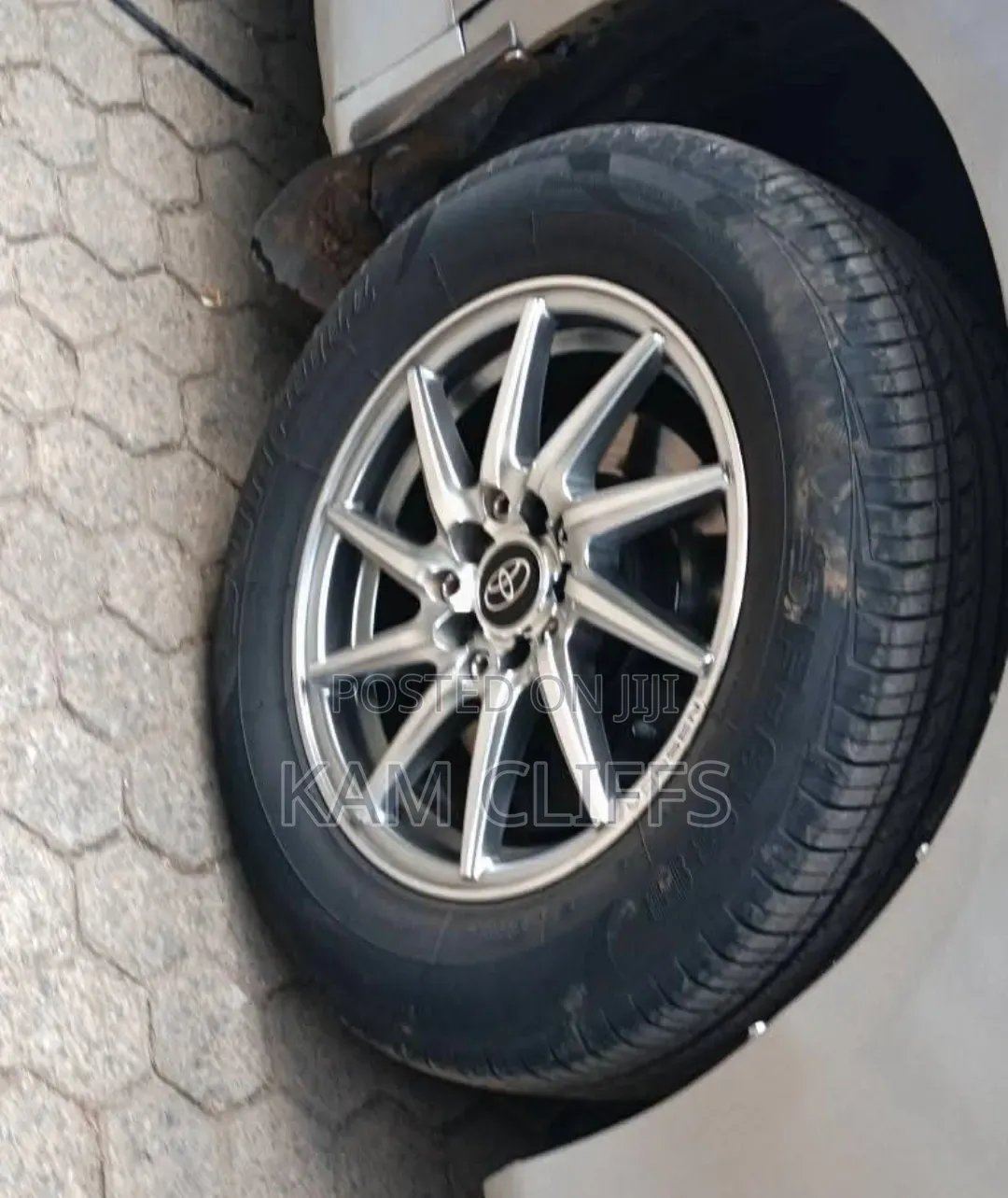 Toyota Noah 2010 Silver