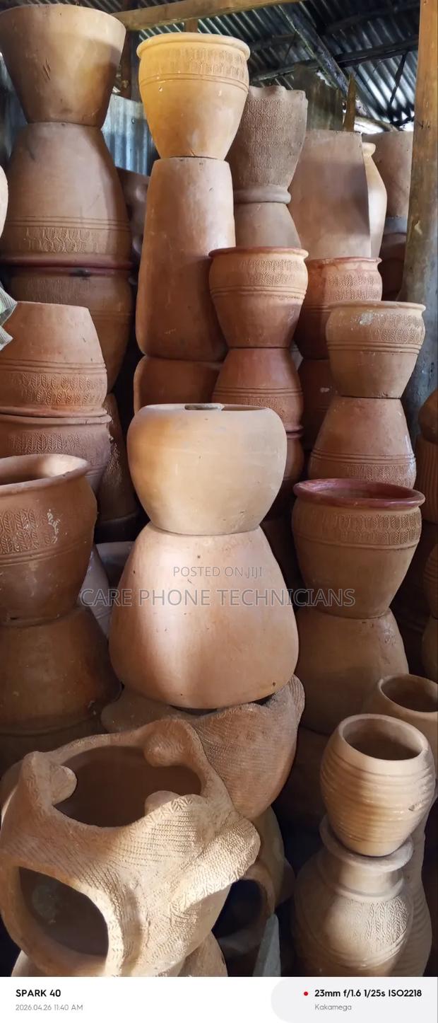 Flower Vases - thumbnail 3