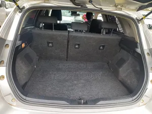 Toyota Auris 2015 Silver