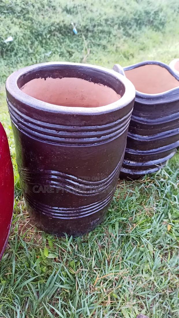 Flower Vases - thumbnail 19