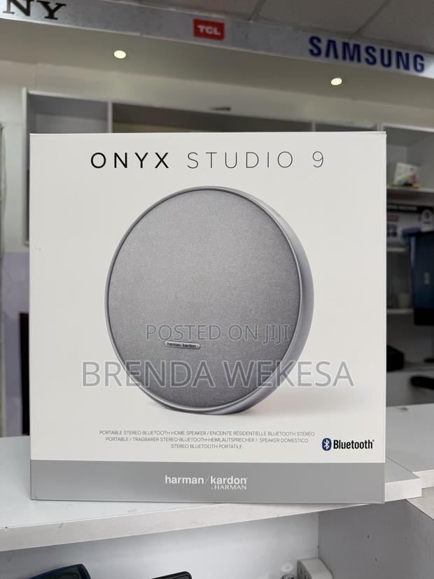 Harman Kardon Onyx Studio 9 Portable Stereo Bluetooth Speaker - thumbnail 2