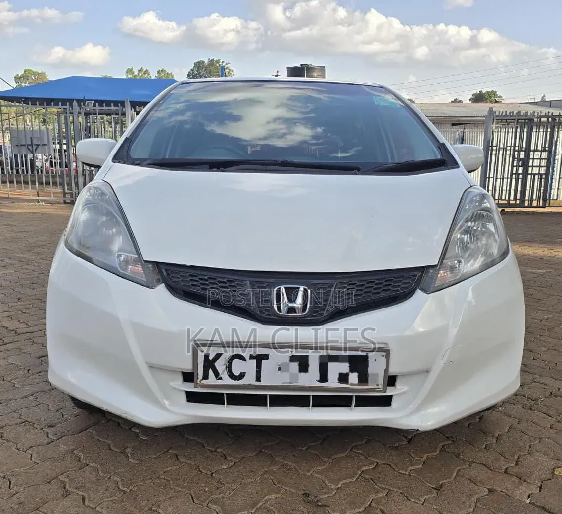 Honda Fit 2011 White