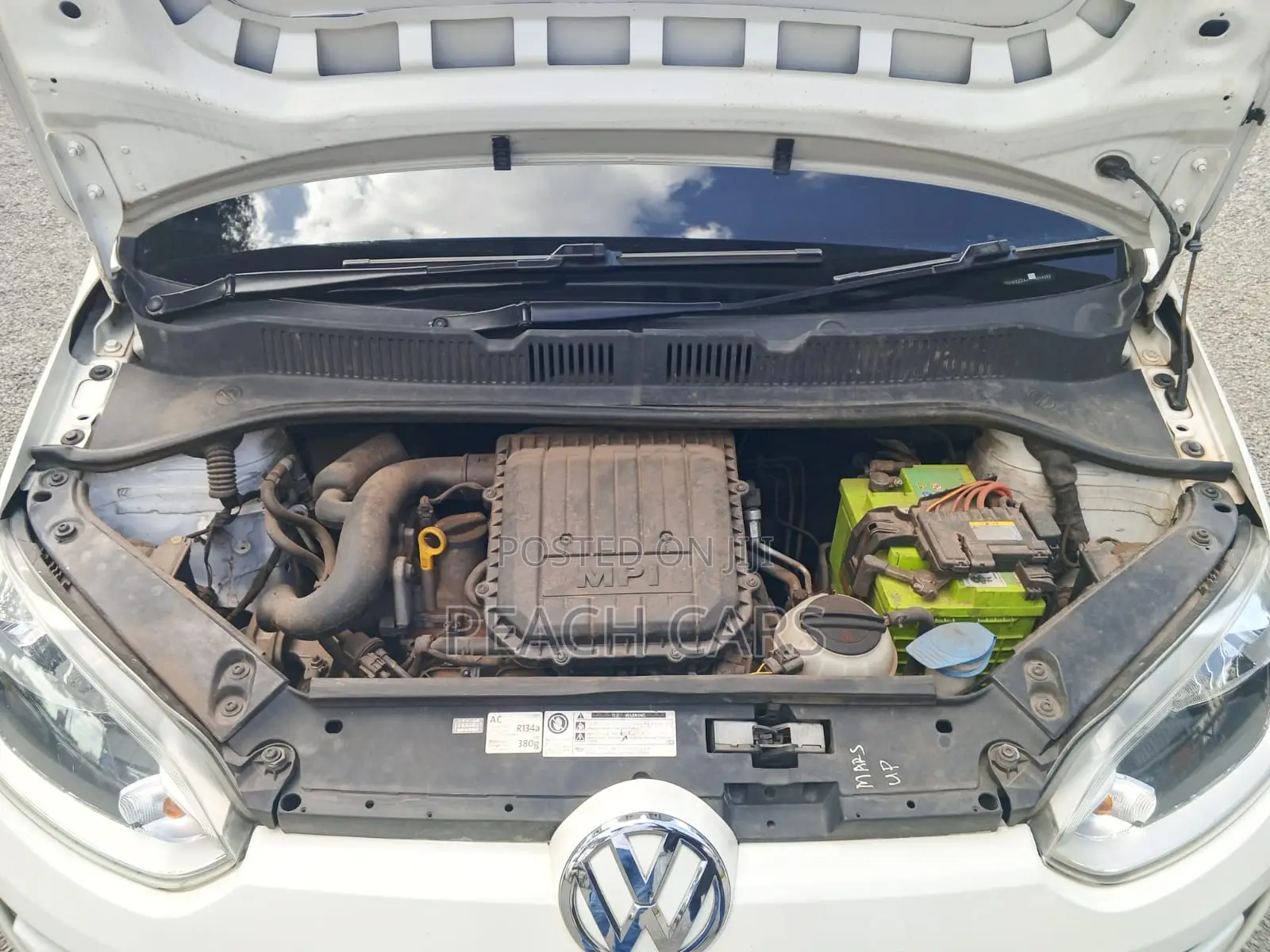 Volkswagen Up 2015 White
