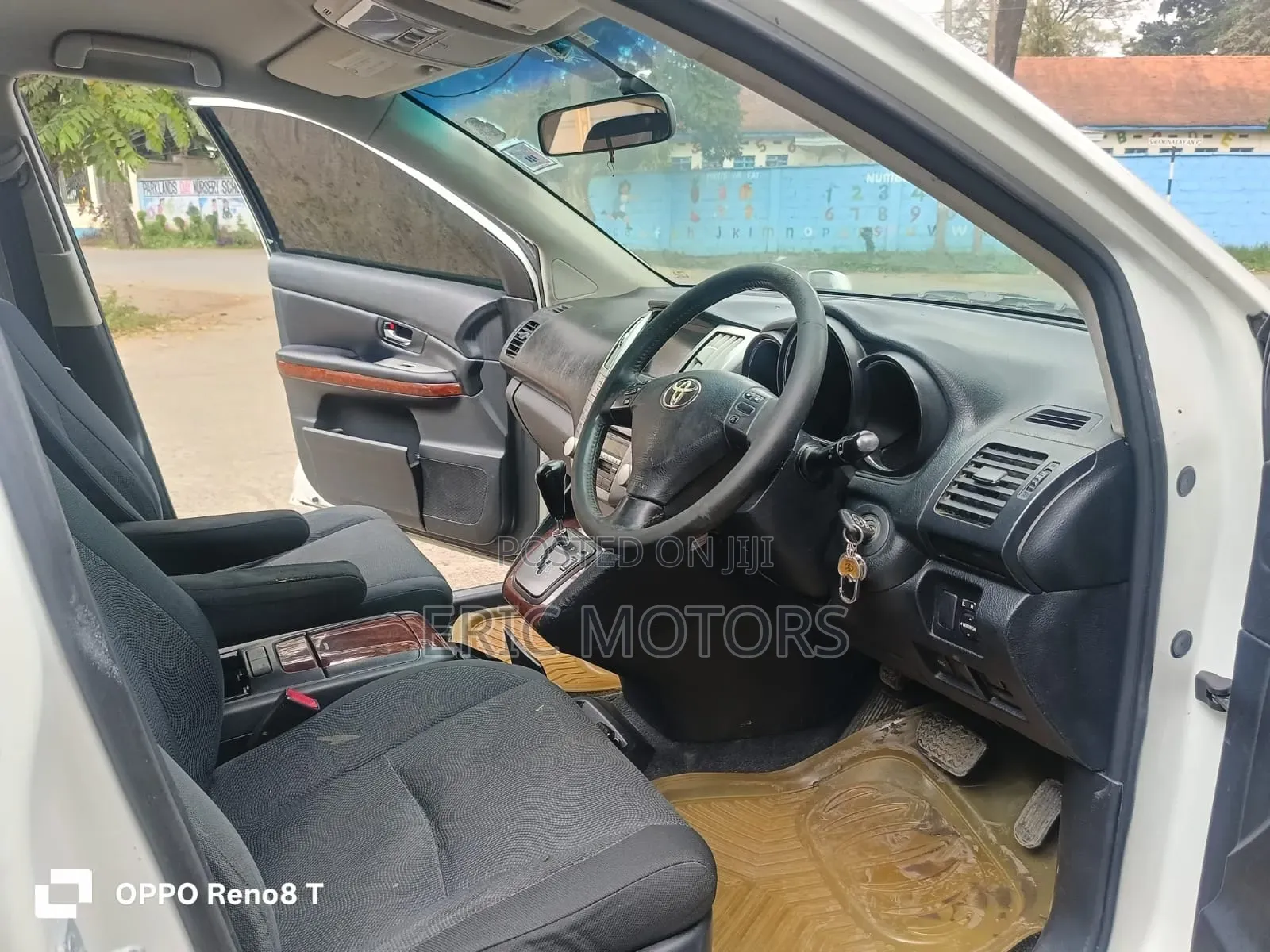 Toyota Harrier 2010 White