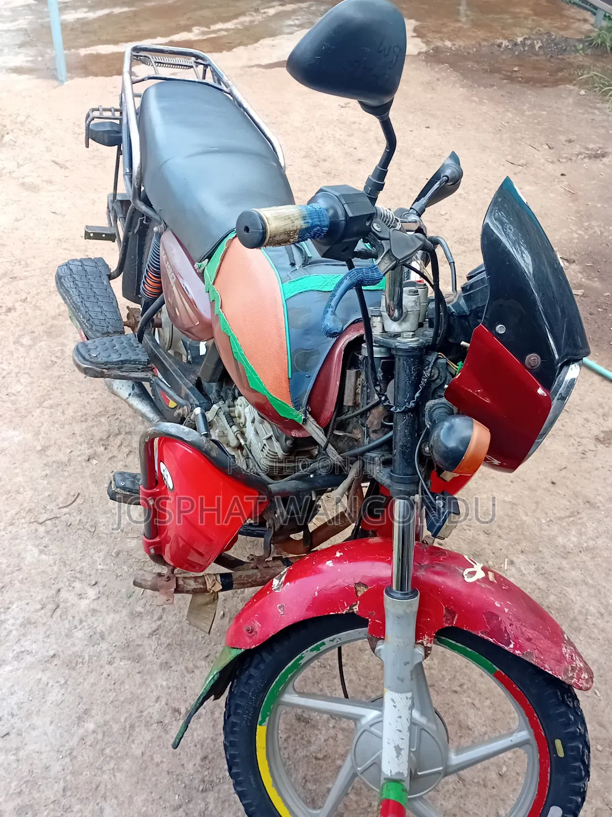 Bajaj Boxer 150 UG 2012 Red