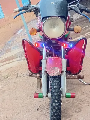 Bajaj Boxer 150 UG 2012 Red