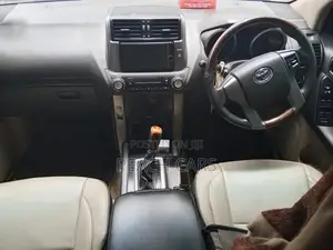Toyota Land Cruiser Prado 2013 Green