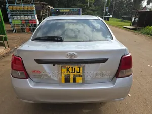 Toyota Axio 2015 Silver