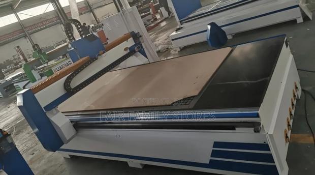 Commercial CNC Router Machine - thumbnail 2