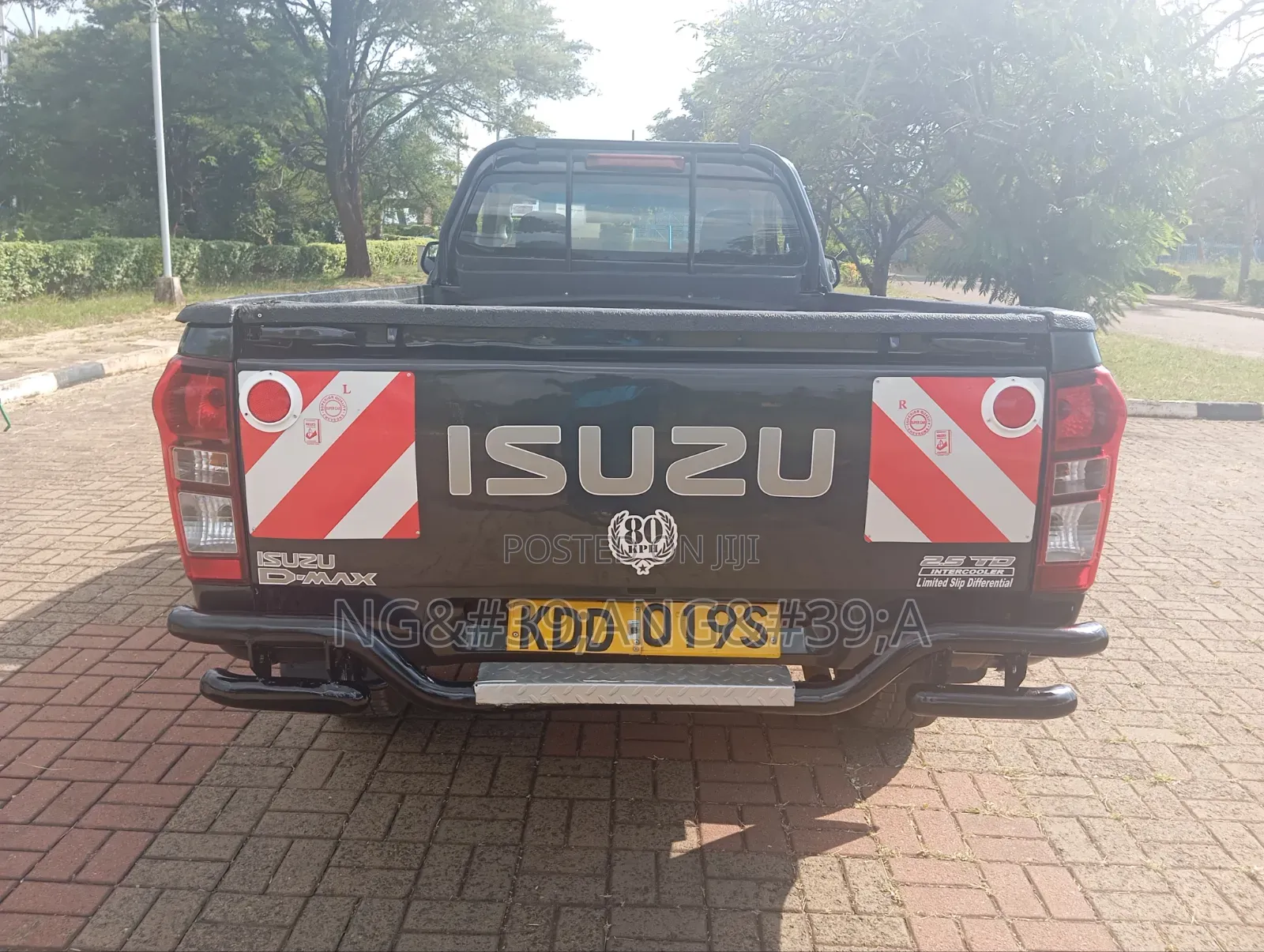 Isuzu D-MAX 2021 Green