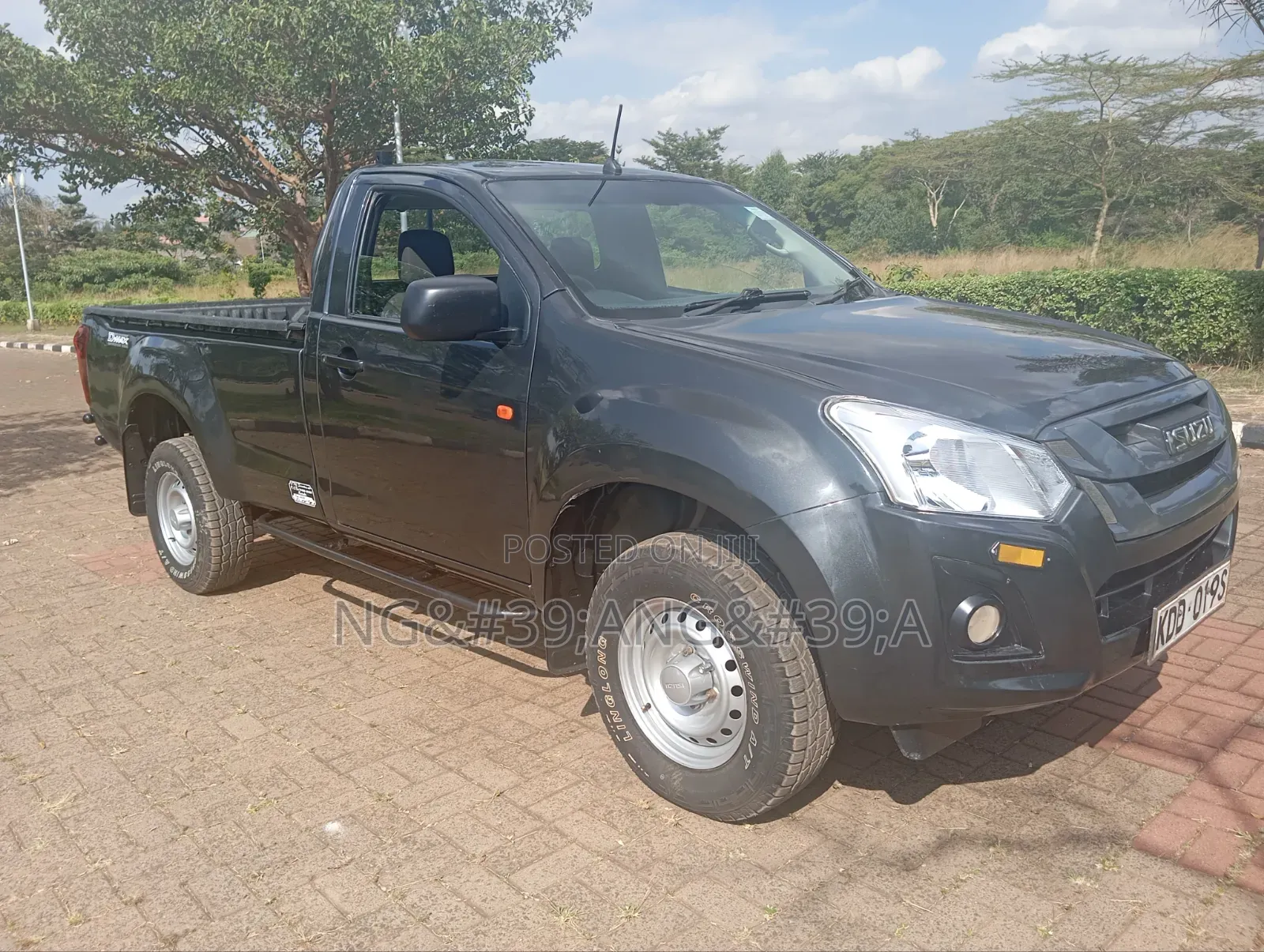 Isuzu D-MAX 2021 Green