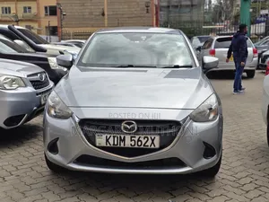 Mazda Demio 2016 Silver