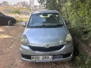Daihatsu Mira 2014 Silver