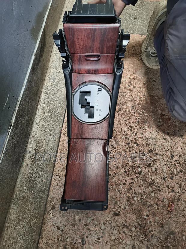 Premio/Allion 260 Center Console
