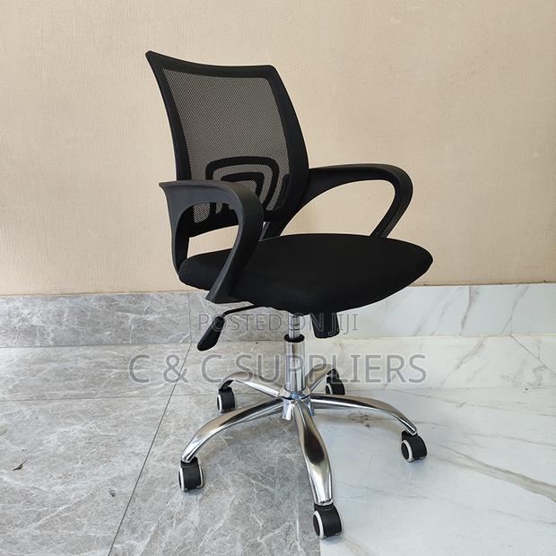 Office Mesh Chair - thumbnail 2