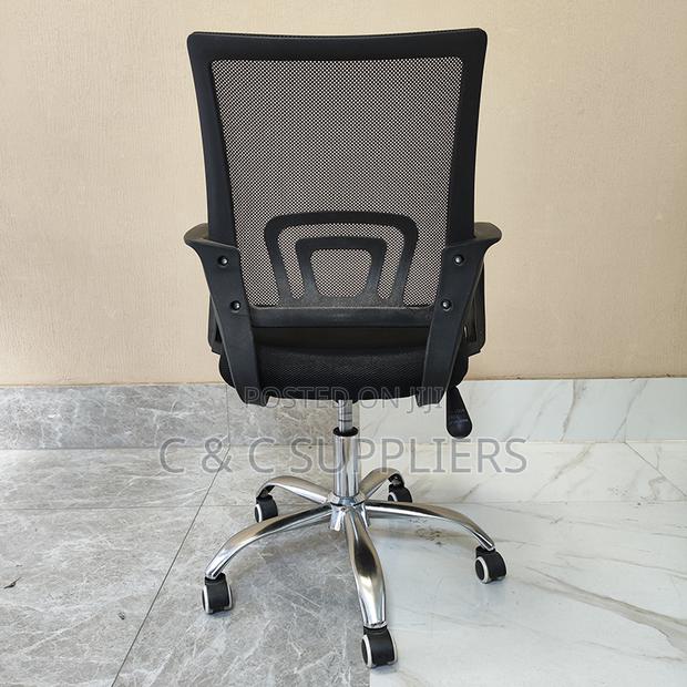 Office Mesh Chair - thumbnail 4