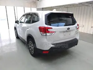 Subaru Forester 2019 White