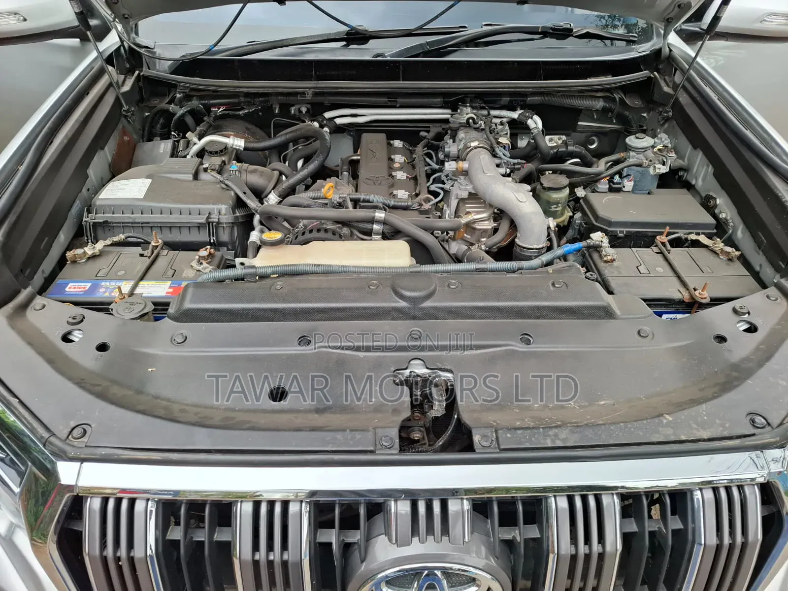 Toyota Land Cruiser Prado 2010 Silver