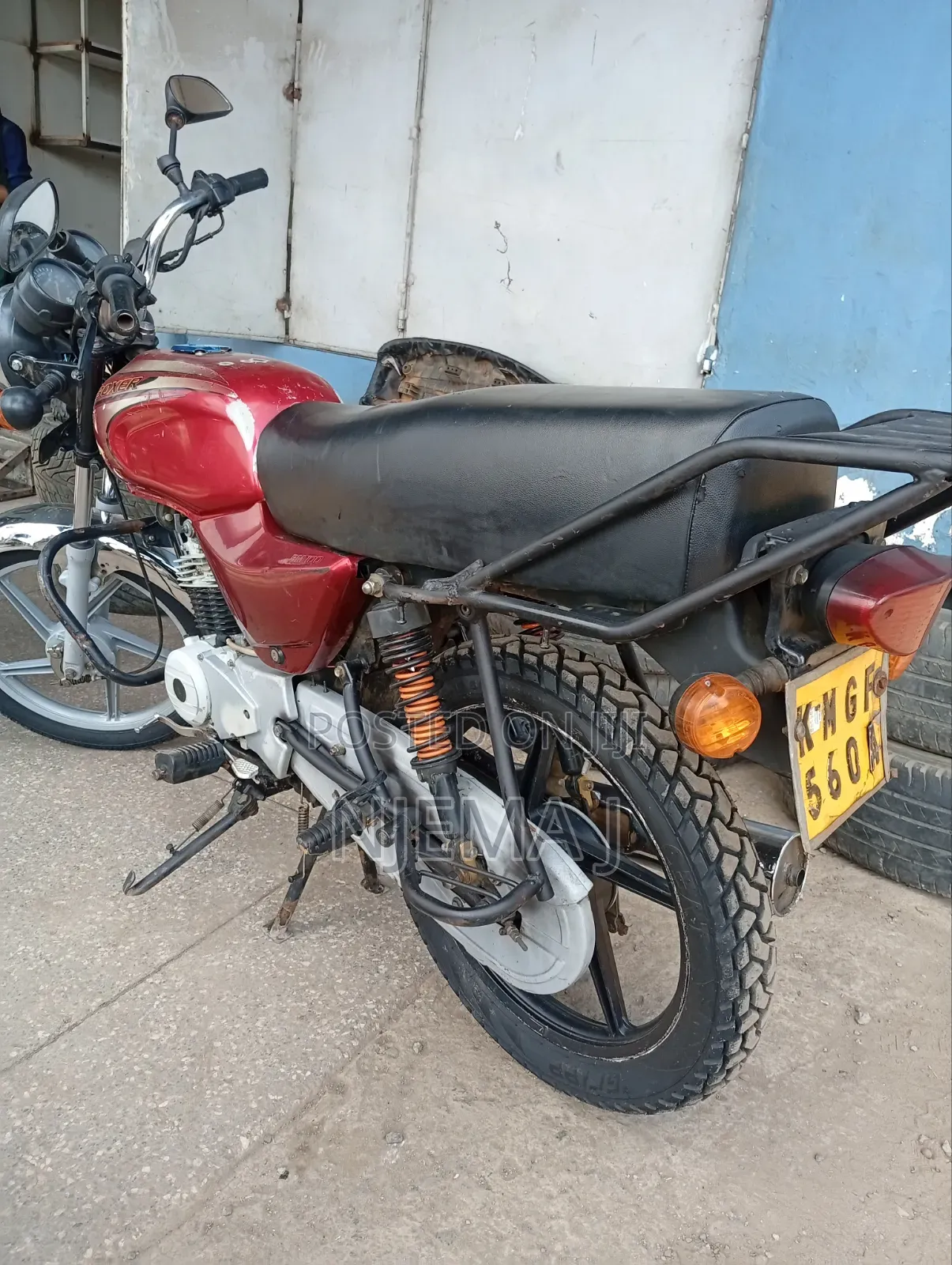 Bajaj Boxer 100 2024 Red