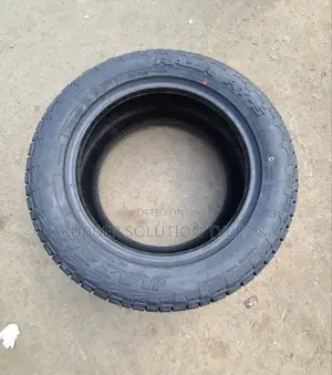 255 /55 R19 Maxxis Tyres 111h Razr a/T-781 All-Terrain