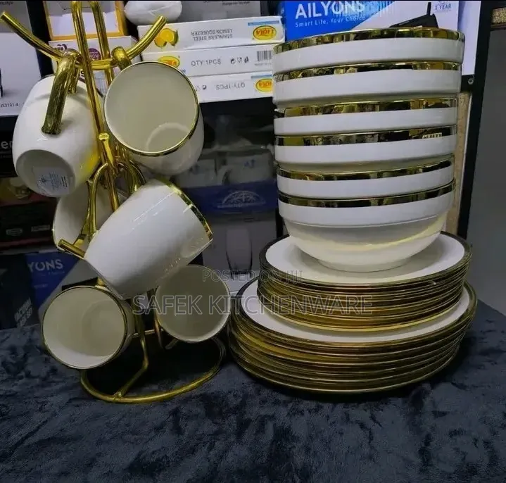 24 Pieces Dinner Set.