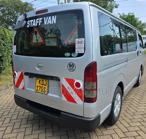 Toyota HiAce 2015 Gray