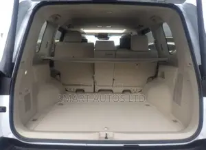 Toyota Land Cruiser 3.3 Diesel 4WD 2022 Pearl