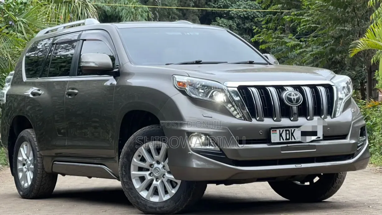 Toyota Land Cruiser Prado 2016 Brown