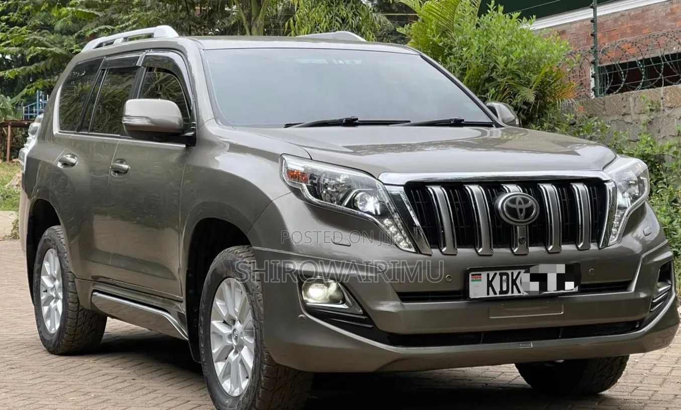 Toyota Land Cruiser Prado 2016 Brown