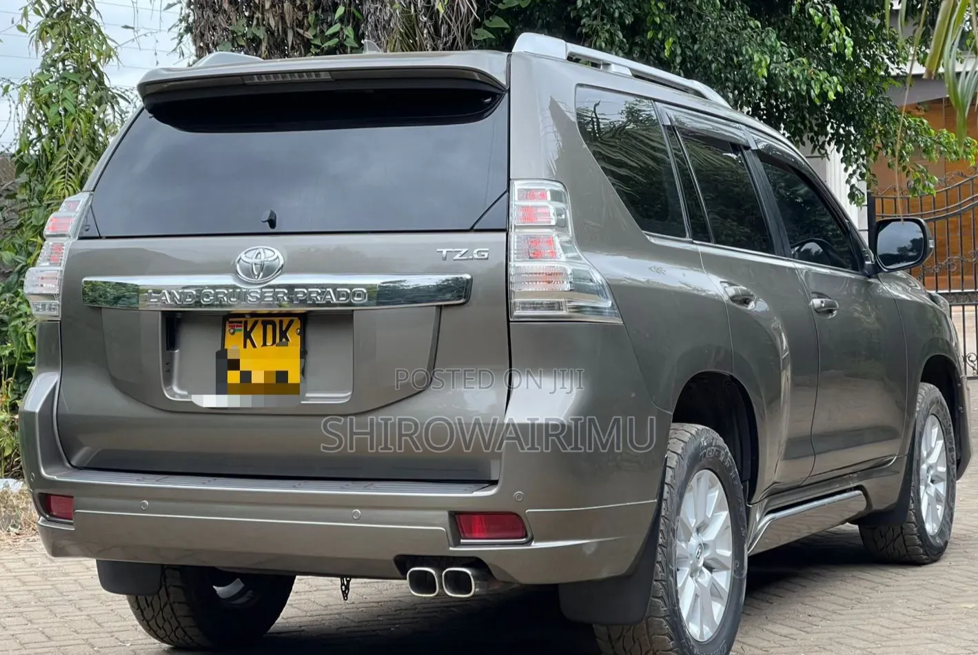 Toyota Land Cruiser Prado 2016 Brown