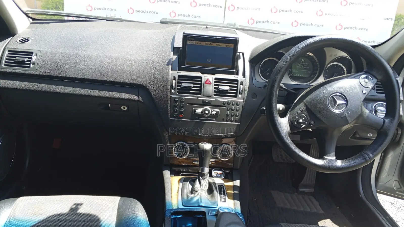 Mercedes-Benz C200 2010 Gray