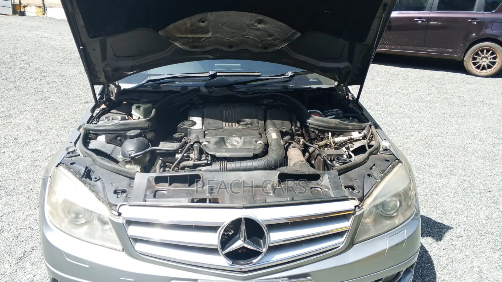 Mercedes-Benz C200 2010 Gray