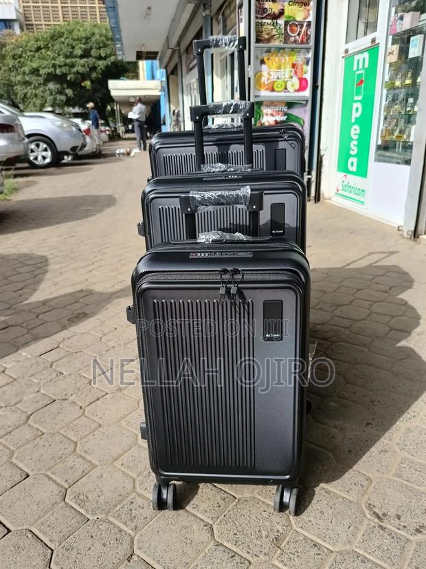 Luxurious Suitcase Set - thumbnail 2