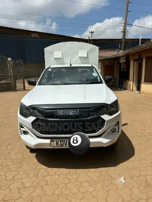 Double Cab and Single Cab Pickups for Long and Short Term Hire