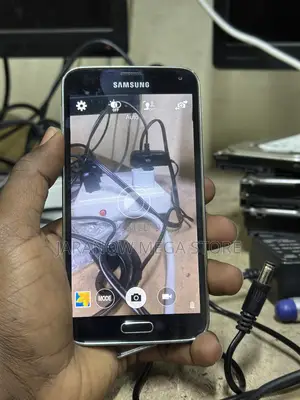 Samsung Galaxy S5 16 GB Black